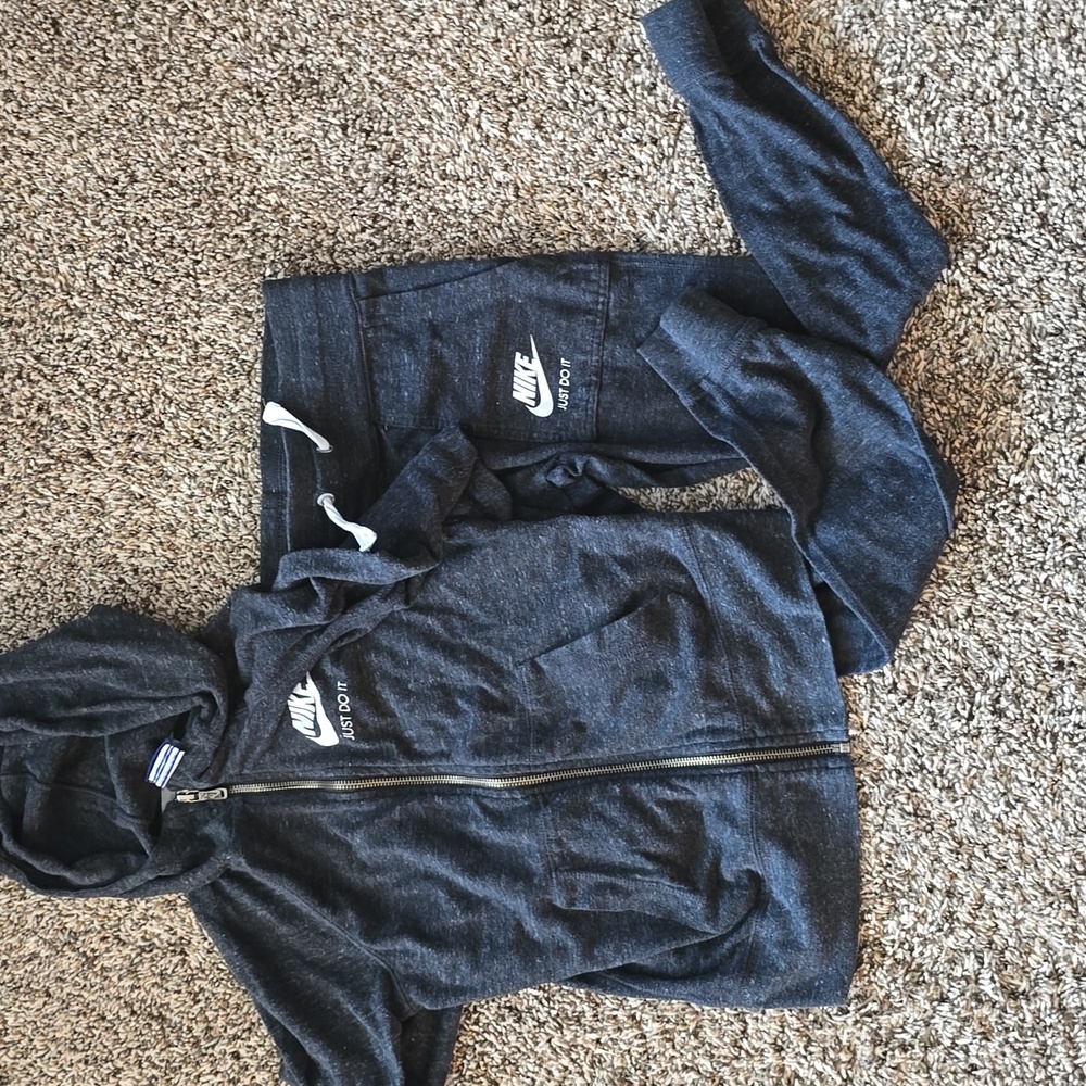 Girls nike outfit